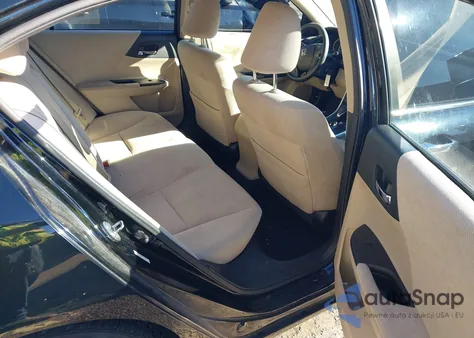 2013 Honda Accord Lx z USA, uszkodzony, nr VIN 1HGCR2F39DA230377